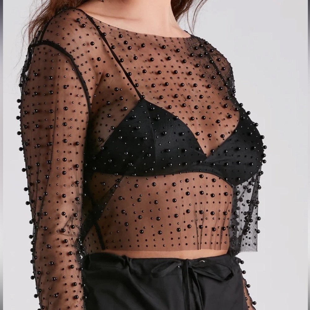 WINDSOR beautifully beaded mesh crop top, black. Size Large